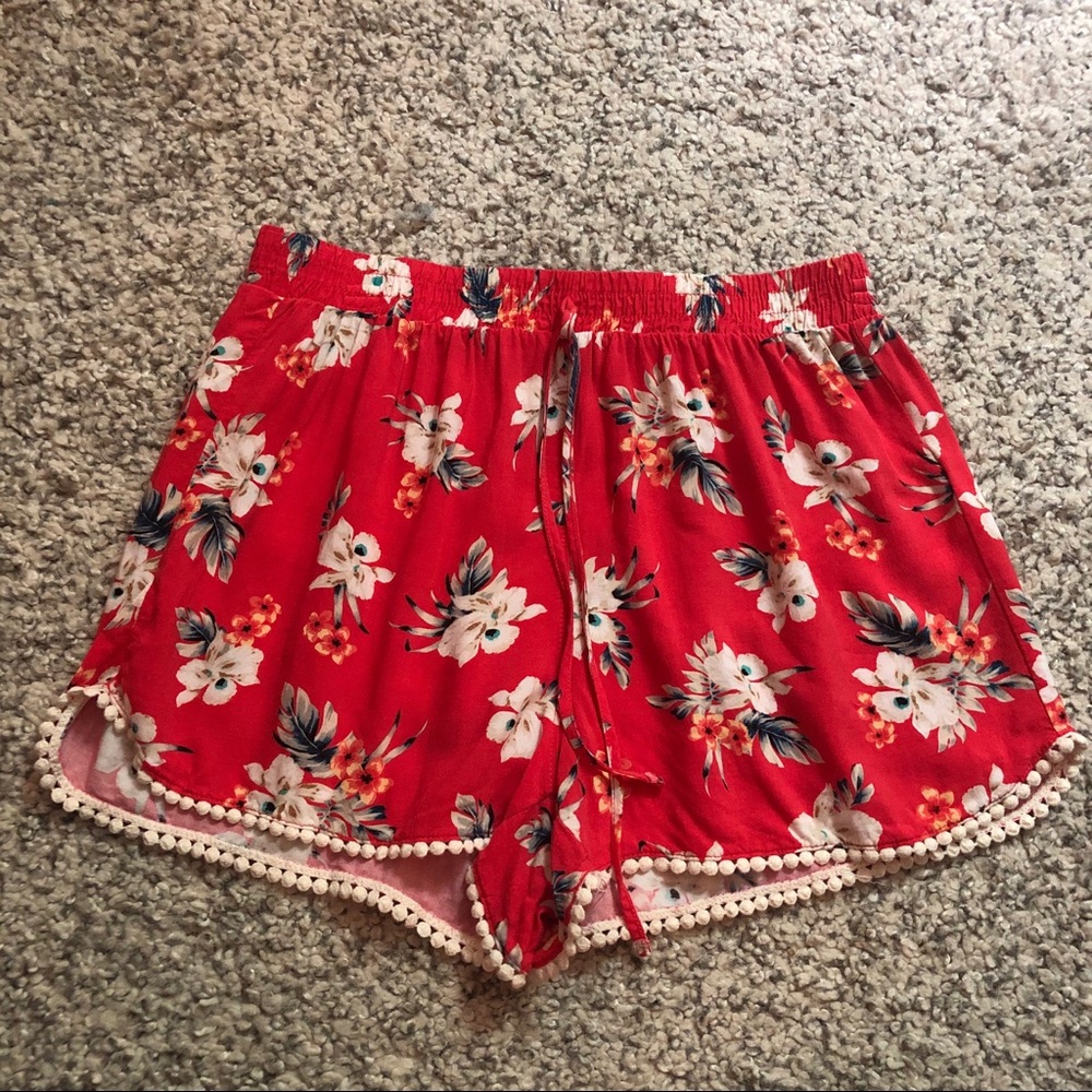 Red Floral Hollister flowy shorts - Picture 2 of 5
